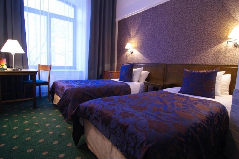 Уютное размещение на краю Старого города Таллинна в Hotel St.Barbara