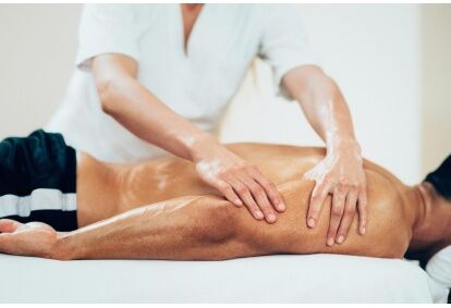Спортивный массаж в студии массажа MassageLife