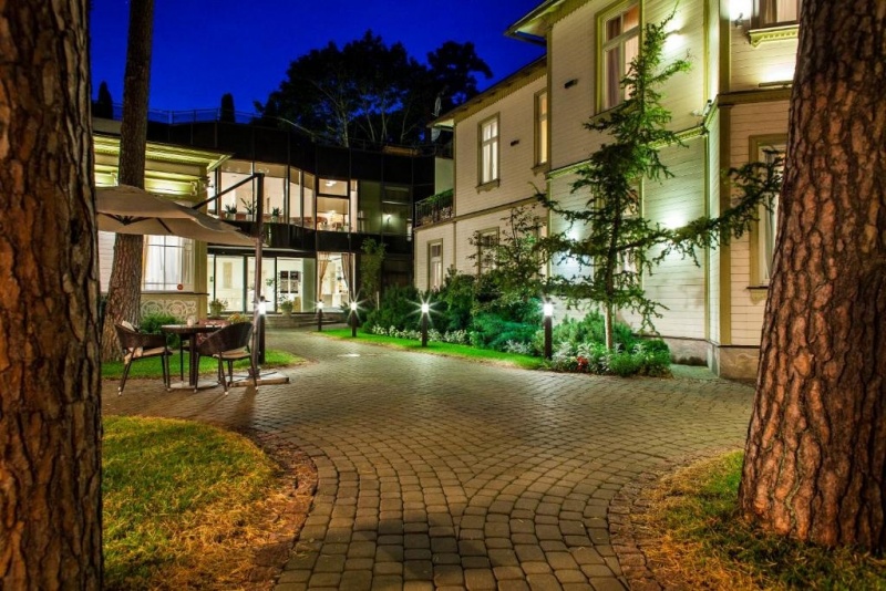Ööbimine Dzintara toas koos SPA keskuse külastusega "TB Palace Hotel & SPA"