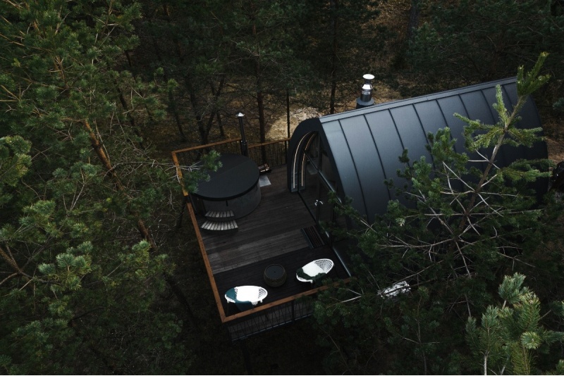 Ööbimine bangalos 4 meetri kõrgusel maapinnast – „Jungle SPA“