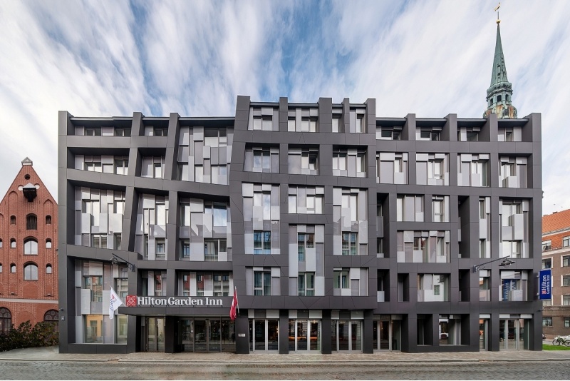 Проживание с ужином из 3 блюд в сердце Старой Риги – Hilton Garden Inn Riga Old Town