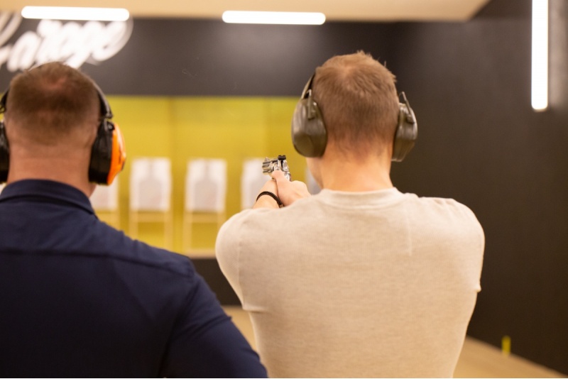 Пакет стрельбы "Only Pistols" в тире GunGarage