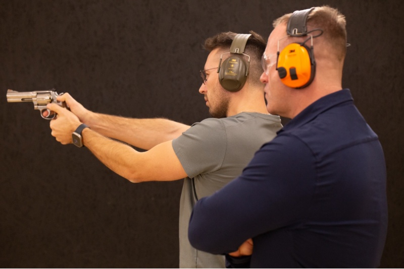Пакет стрельбы "Only Pistols" в тире GunGarage