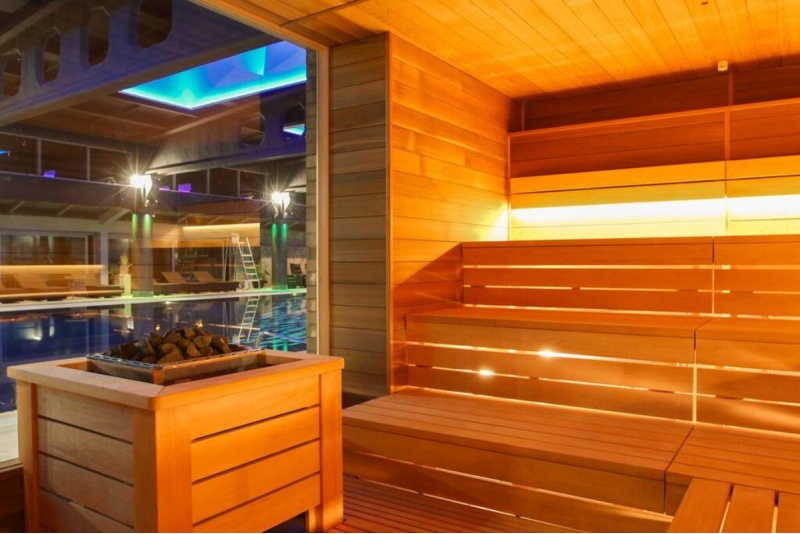 Посещение водного центра Baltic Beach Hotel & SPA «Sea Wellness» для семьи