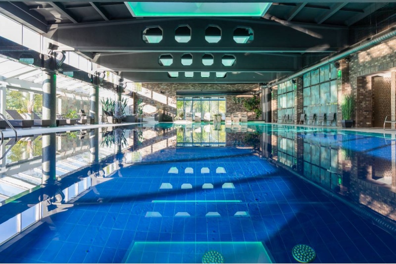 Посещение водного центра Baltic Beach Hotel & SPA «Sea Wellness» для семьи