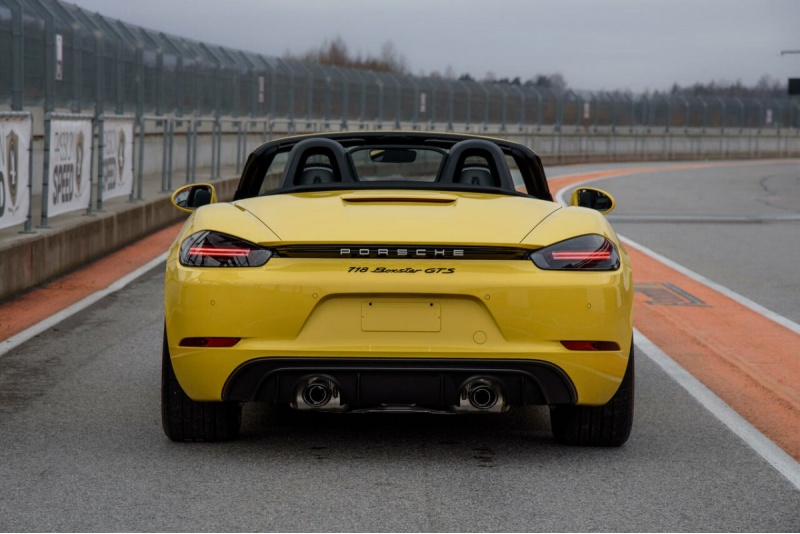 Экстремальная поездка «3 круга» на Porsche 718 Boxster GTS 4.0 в Пярну
