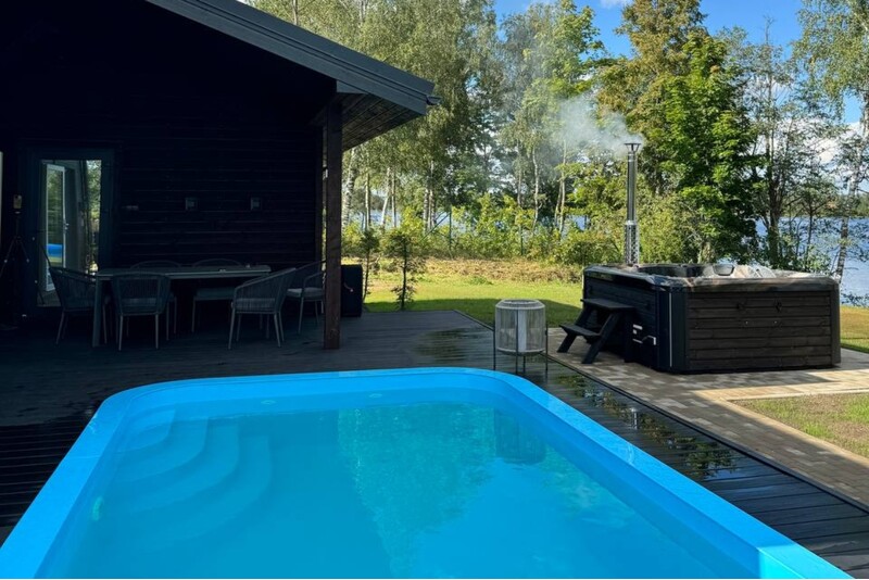 Ööbimine majakeses “Villa Mila” koos basseini, sauna ja mullivanni kasutusega