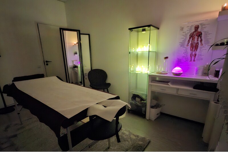 Моделирующий массаж лица в студии AnaBliss Massage