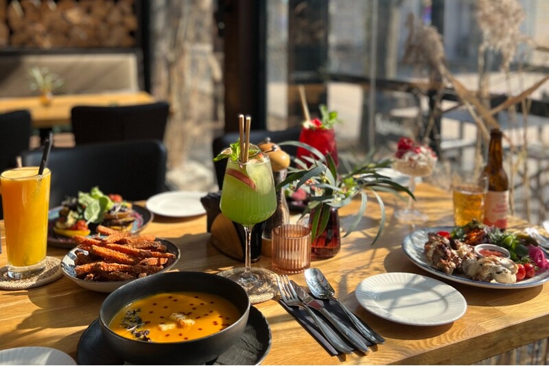 Maitsete võrgutus Jūrmalas – grillbaari "House of Light" kinkekaart