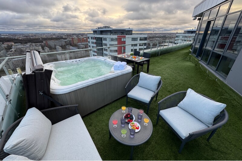 Privaatne SPA-ööbimine penthouse’is Riia kohal