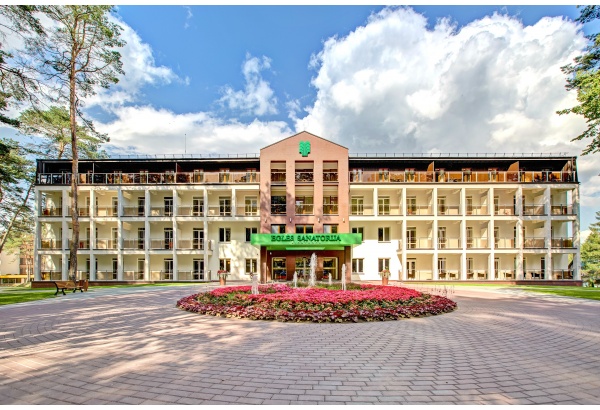 2 ночи с 9 процедурами для семьи в «Eglės sanatorija» в Бирштонасе