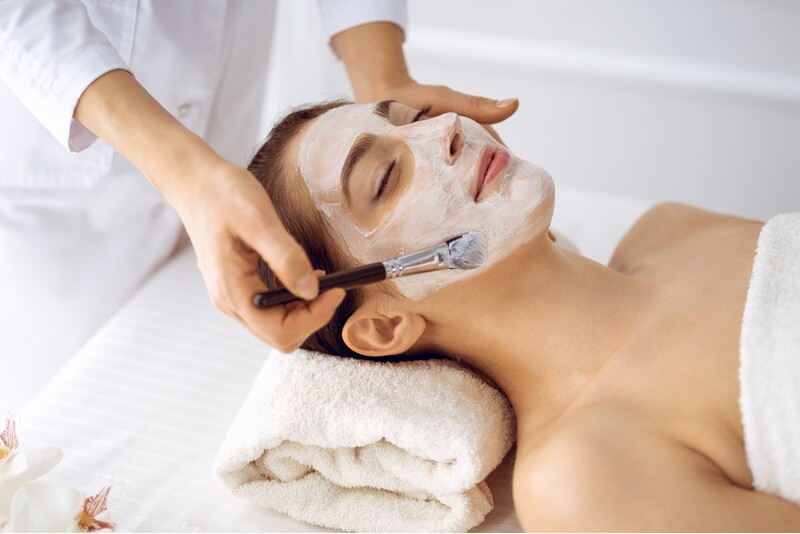 Anna Face Therapy Keemiline koorimine näole Tallinnas