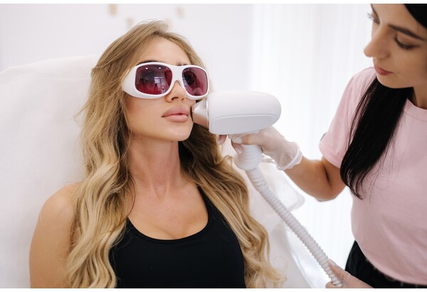 Skin Care by Ana лазерная эпиляция – зона над верхней губой и подбородок
