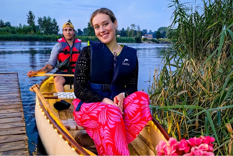 Вечерняя прогулка на лодках с подсветкой в Елгаве