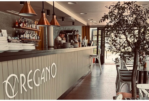 Ужин в средиземноморском стиле в ресторане Oregano