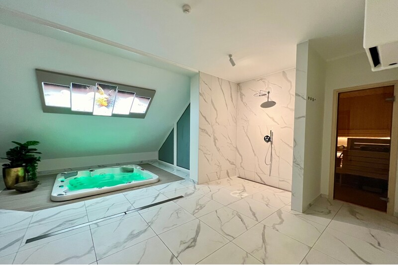 Ööbimine „Sanvilla“ Deluxe-toas koos privaatse SPA külastusega
