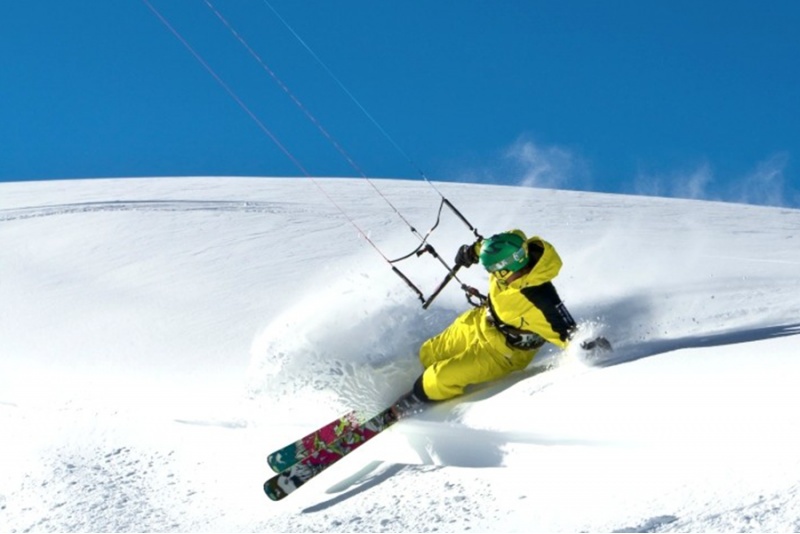 Зимний кайтсерфинг, или "Snowkite", в Вирумаа для троих