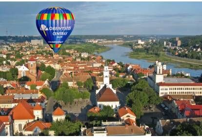 Skrydis oro balionu virš Kauno su „Oreivystės centro“ oreiviais